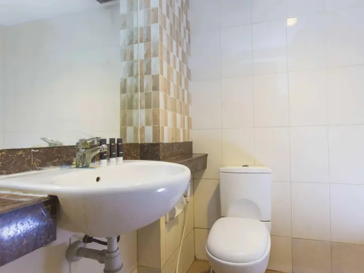 Джакарта: RedDoorz near Hayam Wuruk Plaza