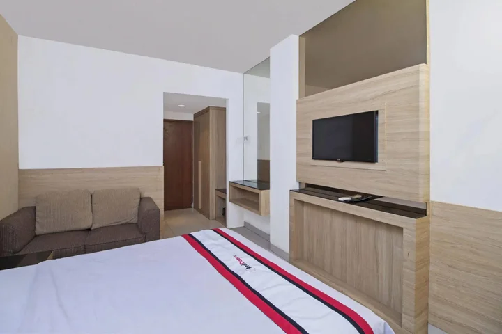 Джакарта: RedDoorz near Hayam Wuruk Plaza