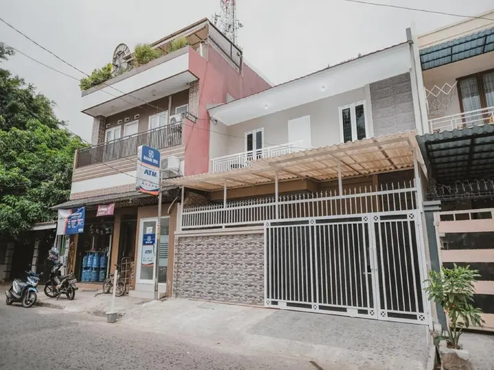 Джакарта: RedDoorz Syariah near Siloam Hospital Kebon Jeruk