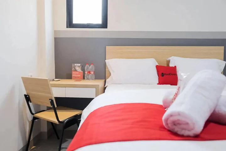 Джакарта: RedDoorz near Mall Taman Anggrek