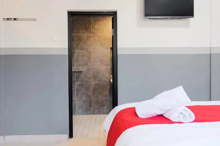 Джакарта: RedDoorz near Mall Taman Anggrek