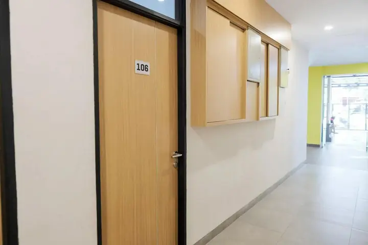 Джакарта: RedDoorz near Mall Taman Anggrek