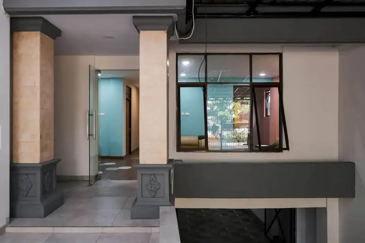 Джакарта: RedDoorz near Mall Taman Anggrek
