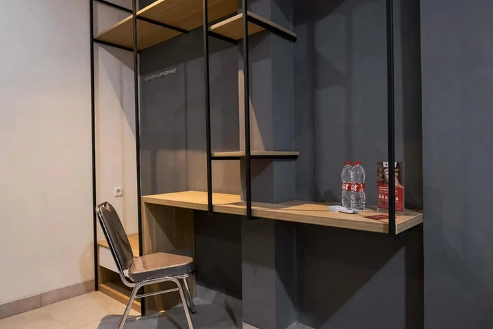 Джакарта: RedDoorz near Mall Taman Anggrek