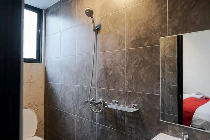 Джакарта: RedDoorz near Mall Taman Anggrek