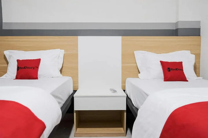 Джакарта: RedDoorz near Mall Taman Anggrek