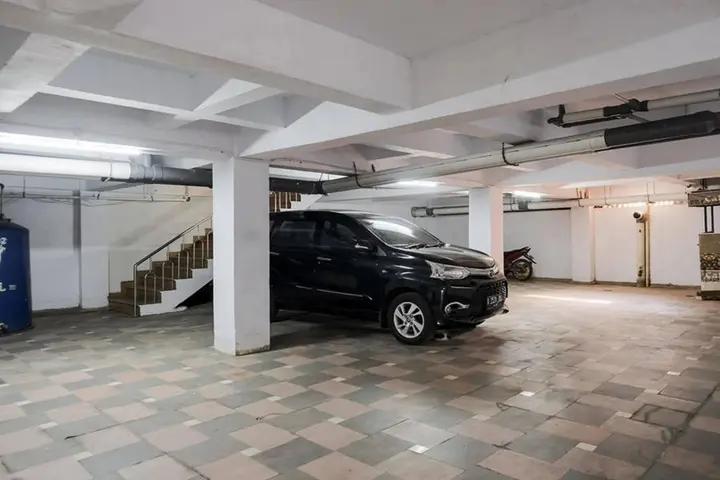 Джакарта: RedDoorz near Mall Taman Anggrek