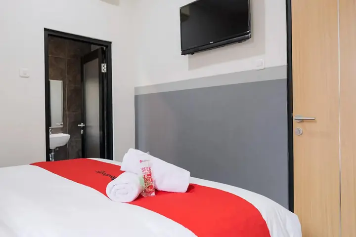 Джакарта: RedDoorz near Mall Taman Anggrek