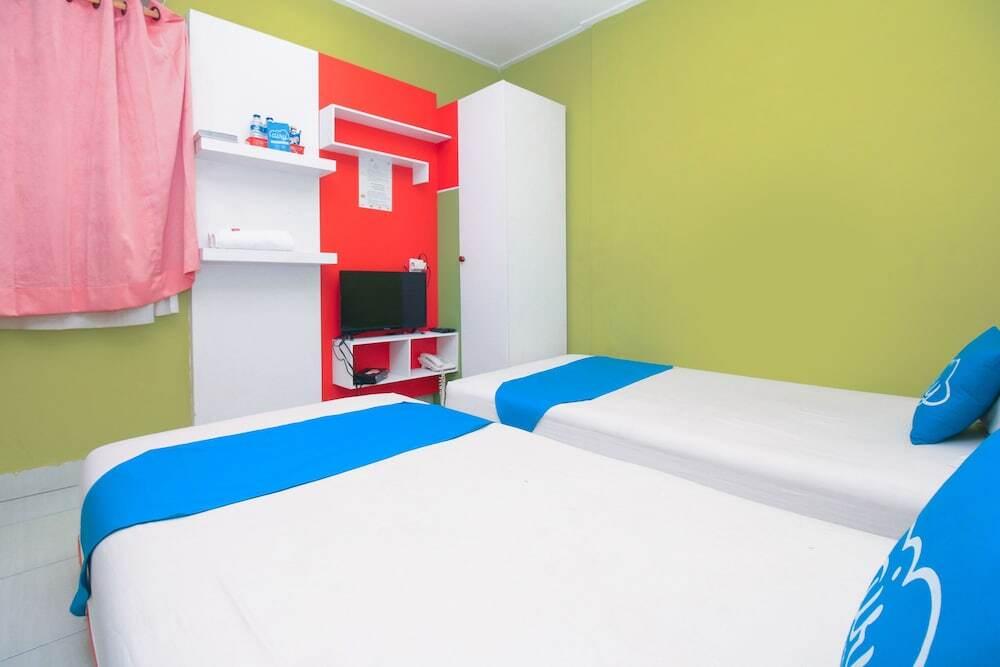 Джакарта: Airy Eco Syariah Tebet Stasiun Cawang Asem Baris Raya 158
