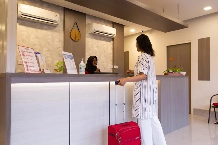 Джакарта: Front One Residence Syariah Mampang