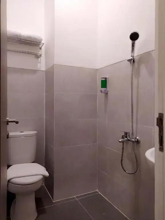 Джакарта: Front One Residence Syariah Mampang