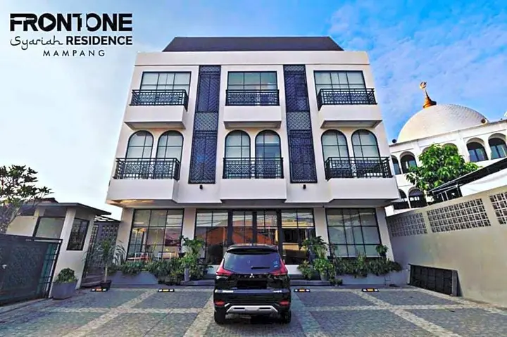 Джакарта: Front One Residence Syariah Mampang