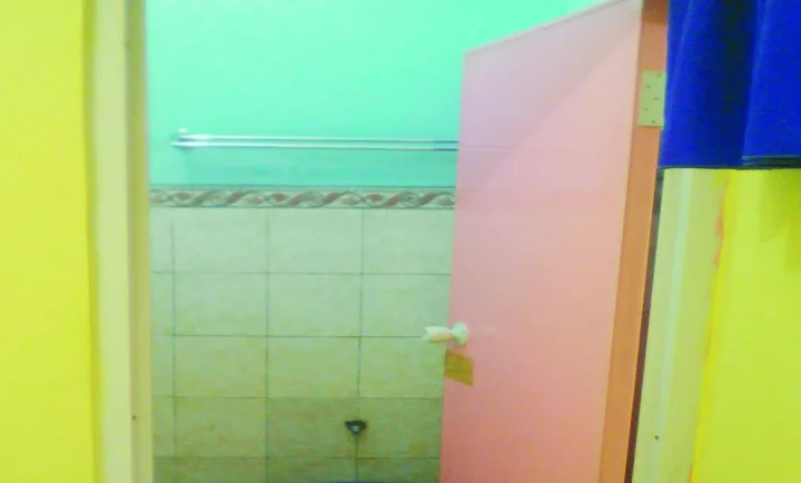Семаранг: Kost Semarang Peterongan Timur