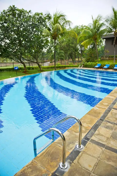 Караванг: Puri KIIC Golf View Hotel