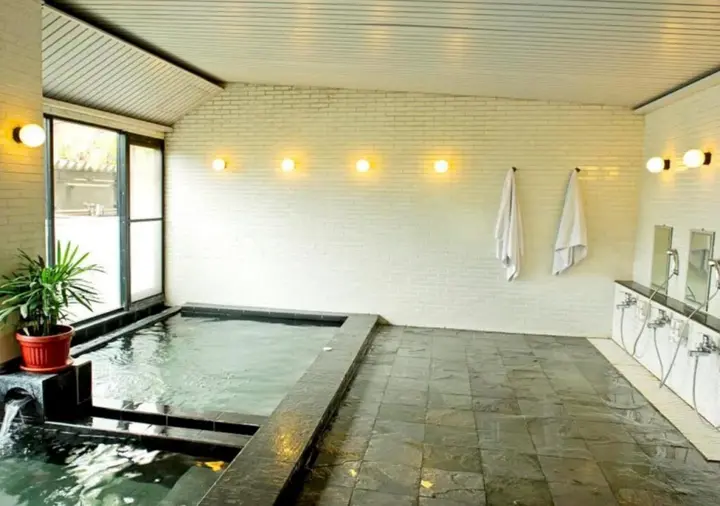 Караванг: Puri KIIC Golf View Hotel
