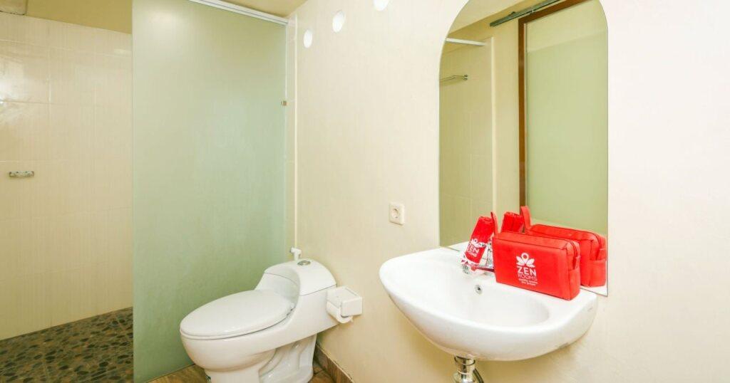 Чангу: Damar Emas Guest House