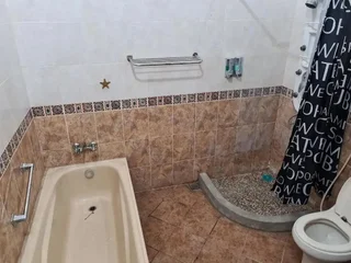 Тангеранг: Traveller Home