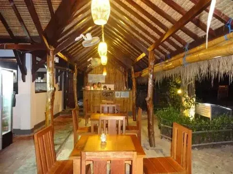 Гили-Мено: Ana Warung & Bungalows