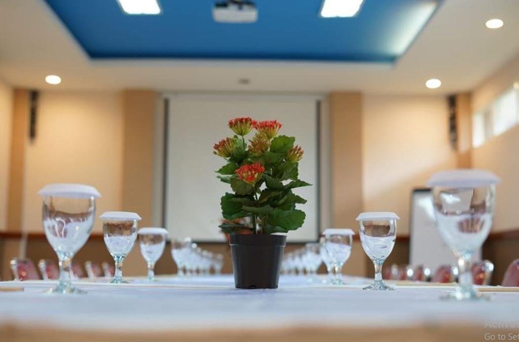 Маланг: 玛琅达勒姆阿梗高级宾馆(Dalem Ageng Premium Guest House Malang)