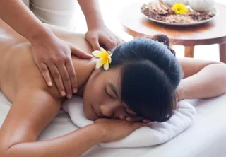 Маланг: 玛琅达勒姆阿梗高级宾馆(Dalem Ageng Premium Guest House Malang)