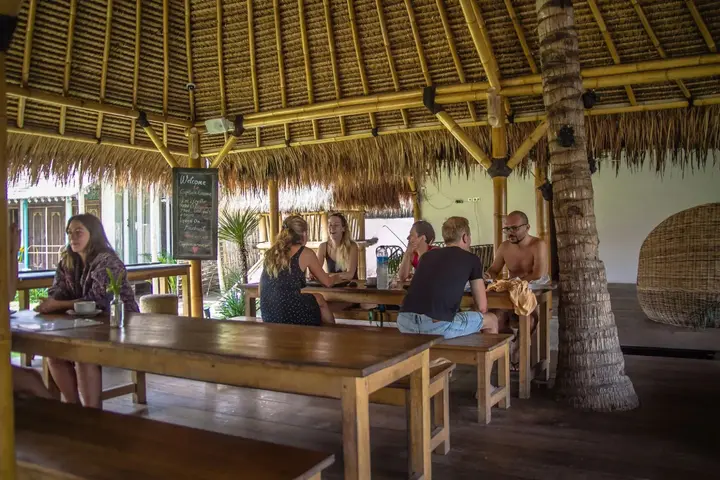Гили Аир: Captain Coconuts Gili Air