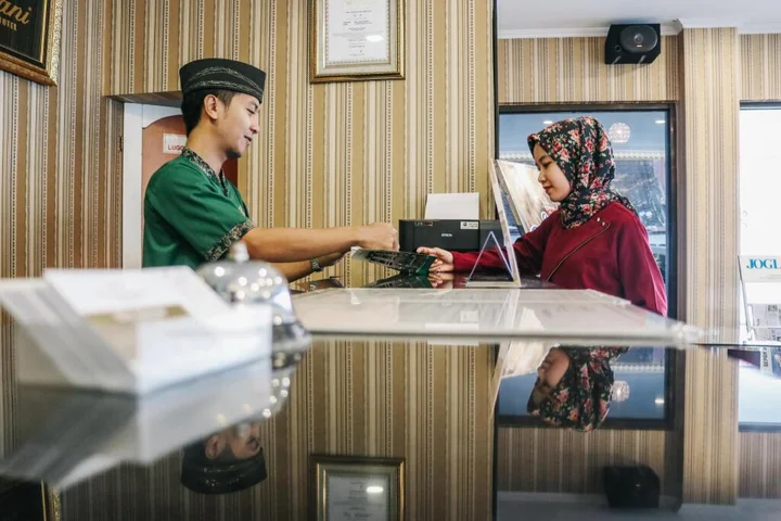 Суракарта: The Amrani Syariah Hotel
