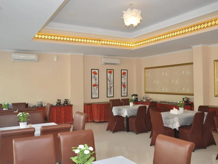 Суракарта: The Amrani Syariah Hotel