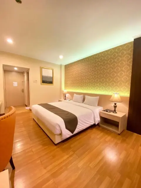Суракарта: The Amrani Syariah Hotel