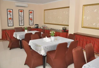 Суракарта: The Amrani Syariah Hotel