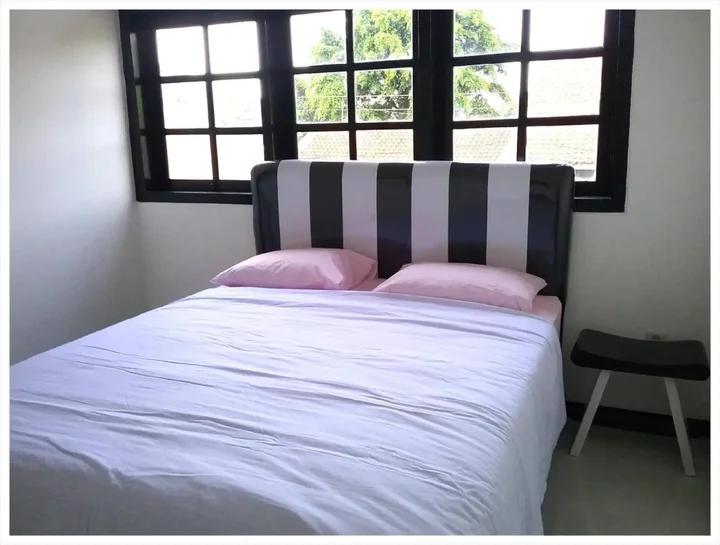 Семаранг: Mess Inn Semarang