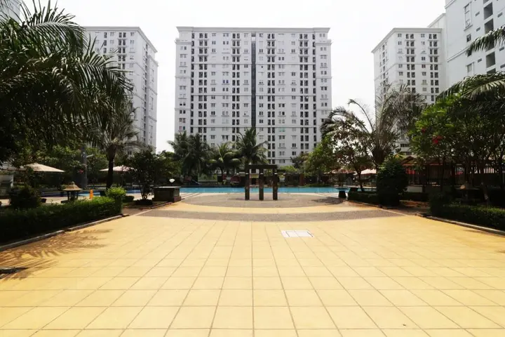 Джакарта: Apartment Kalibata City by Novi