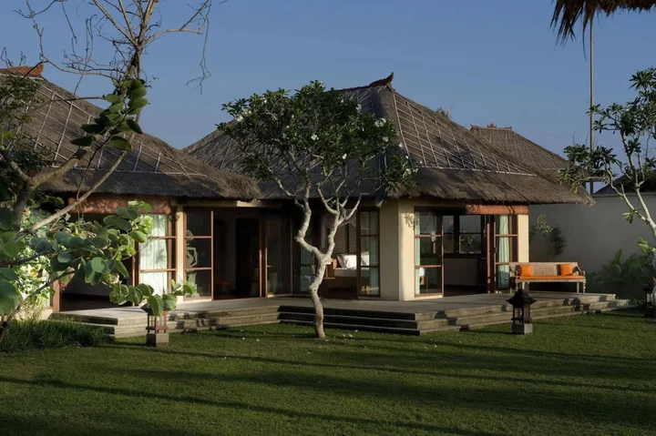 Переренан: Villa Mary