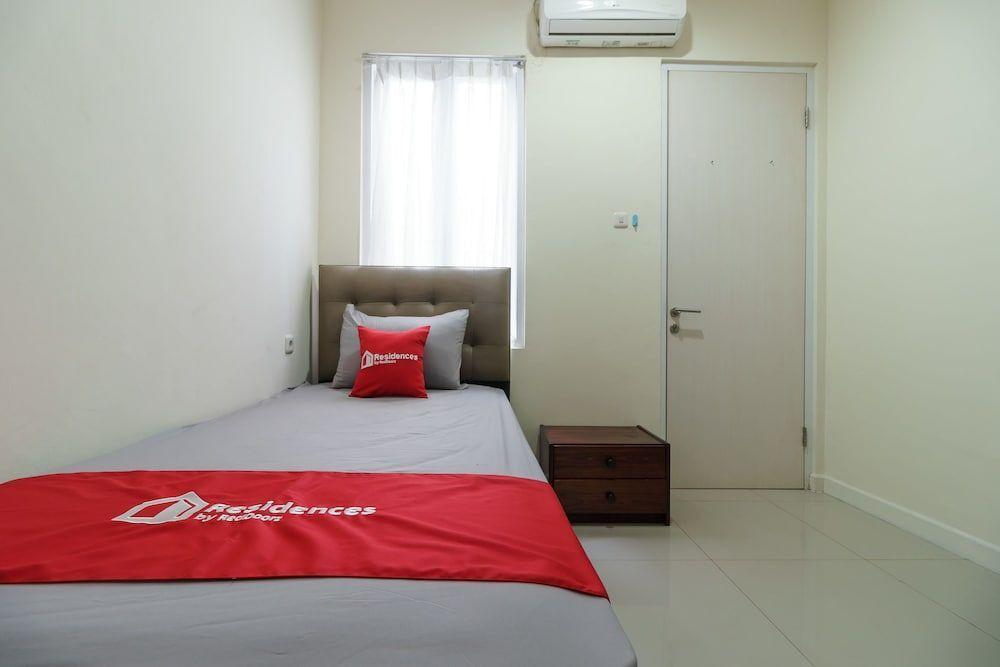 Джакарта: Residences by RedDoorz near Setiabudi One Mall