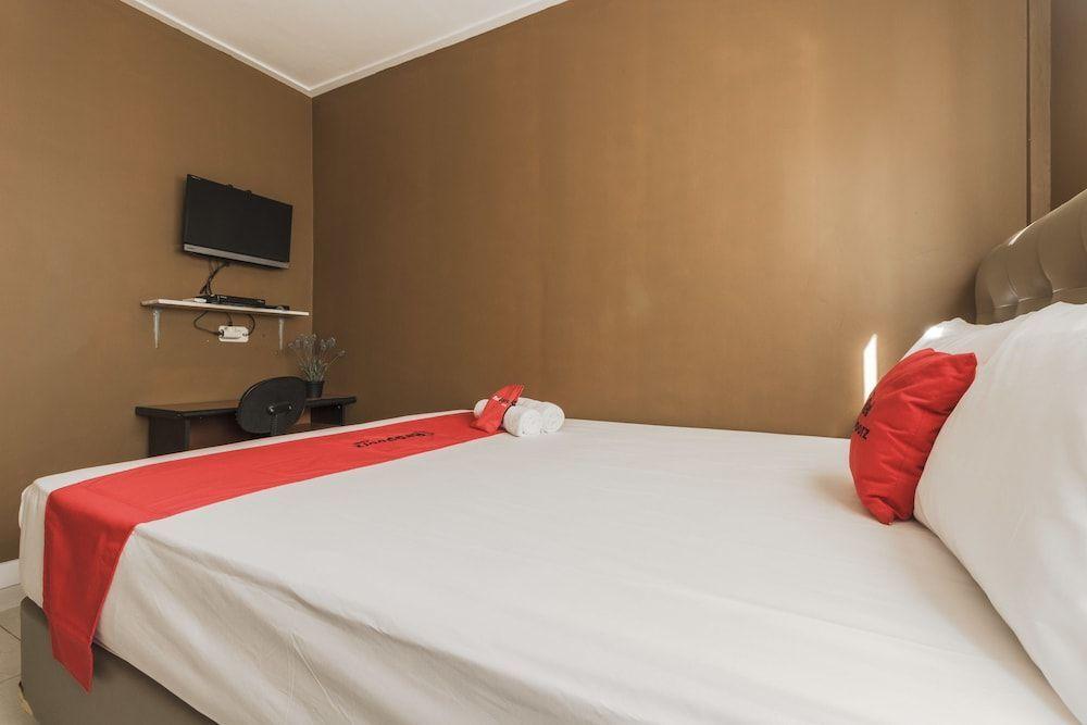 Джакарта: Residences by RedDoorz near Setiabudi One Mall