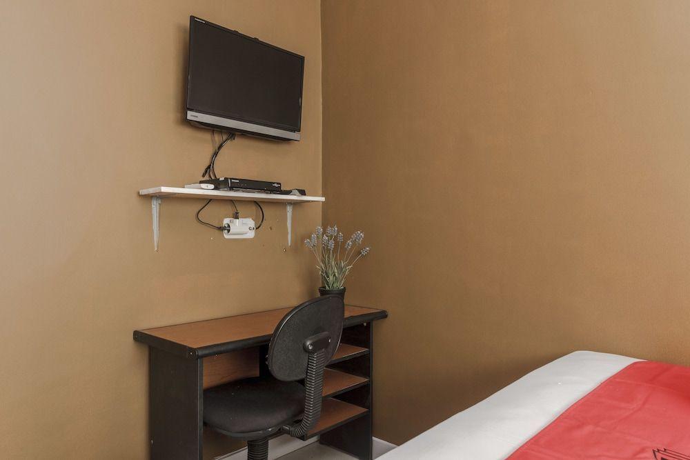 Джакарта: Residences by RedDoorz near Setiabudi One Mall