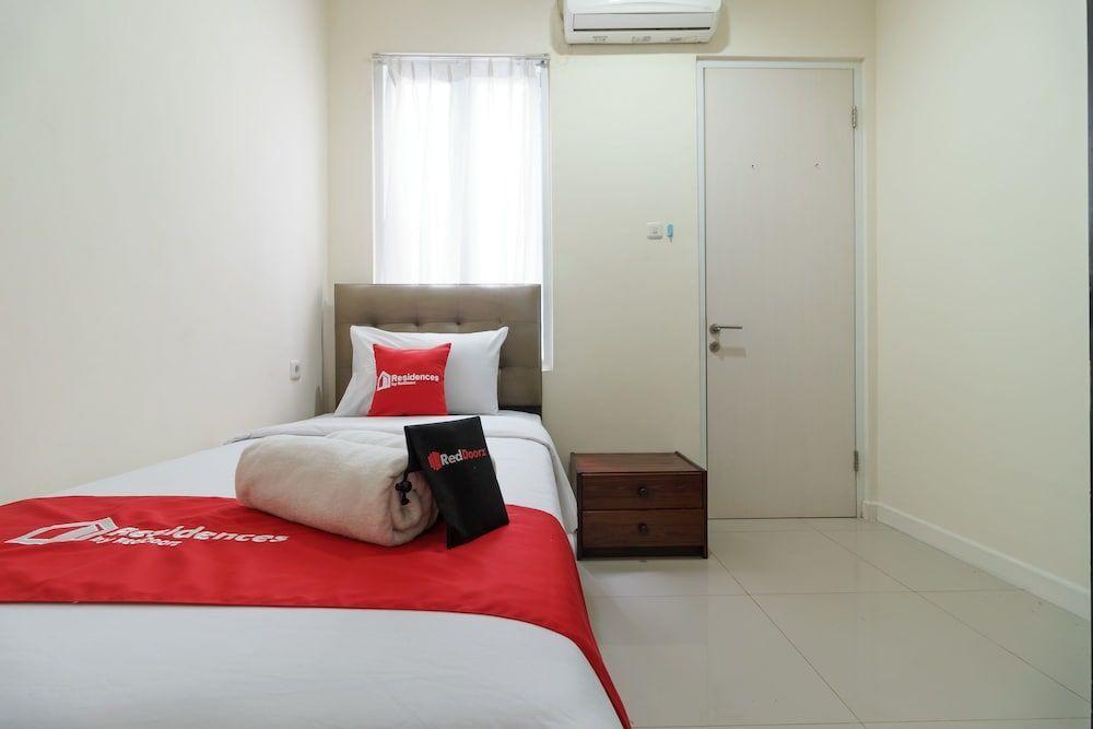 Джакарта: Residences by RedDoorz near Setiabudi One Mall