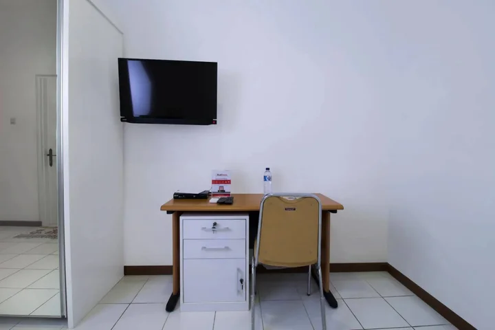 Джакарта: RedDoorz Plus @ Tendean