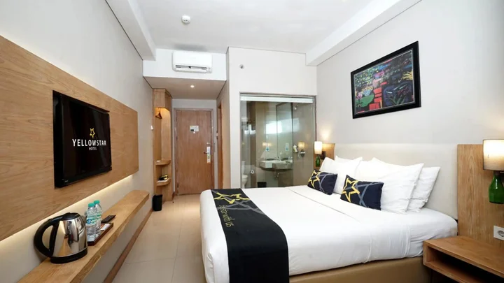 Депок: Yellow Star Hotel Gejayan