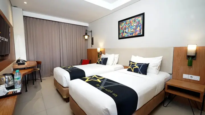 Депок: Yellow Star Hotel Gejayan
