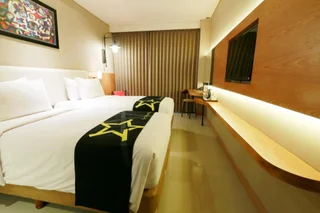 Депок: Yellow Star Hotel Gejayan