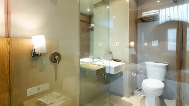 Депок: Yellow Star Hotel Gejayan