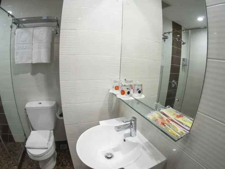 Джакарта: d'primahotel Melawai Blok M