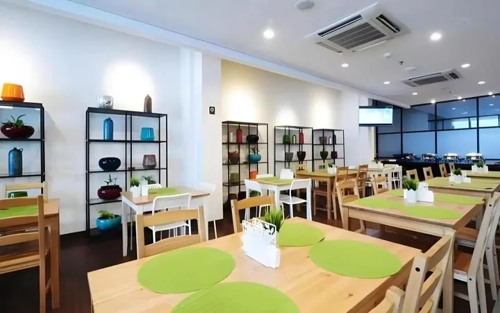 Джакарта: Sare Hotel