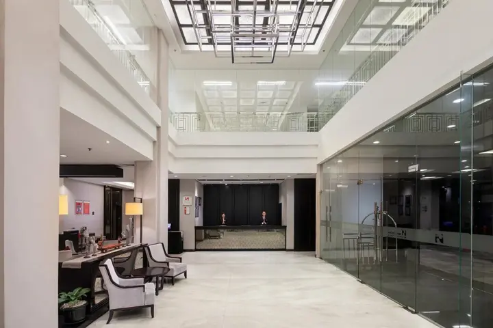 Сурабая: Swiss-Belinn Tunjungan Surabaya