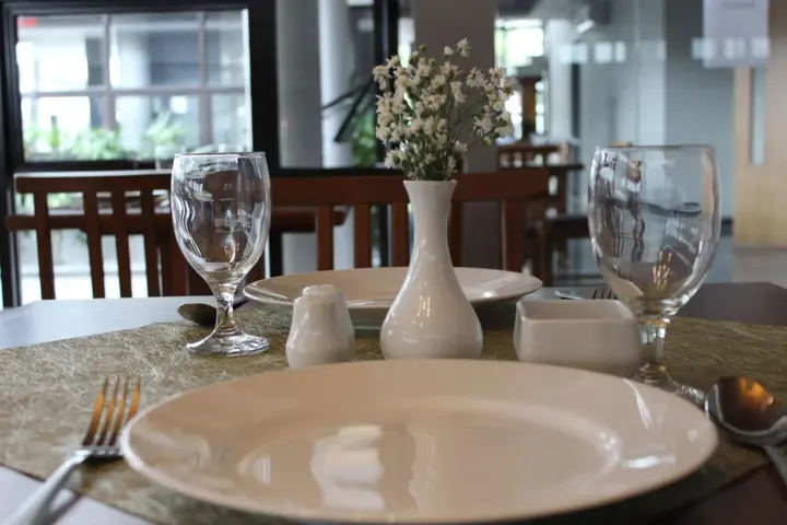 Сукохарджо: Grand Laguna Hotel & Villa
