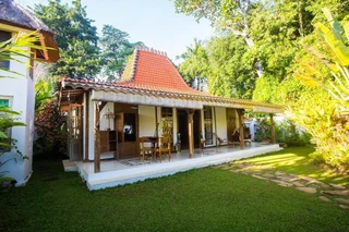 Каликбукбук: Joglo at Lata Lama