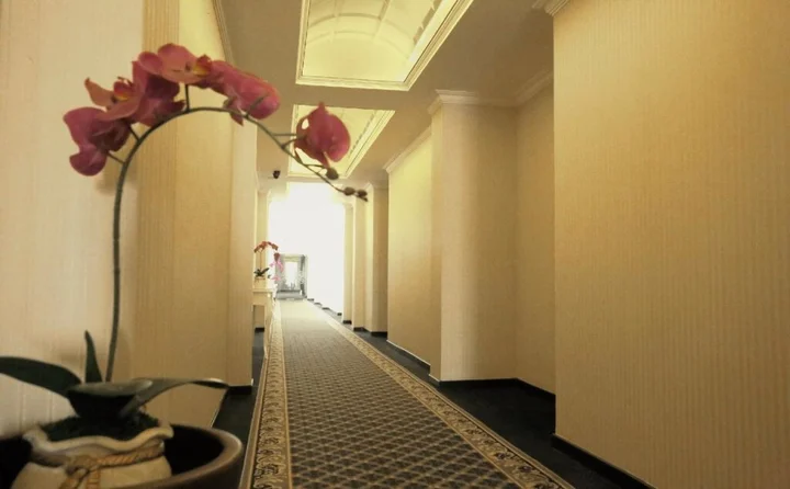 Суракарта: Adhiwangsa Hotel & Convention Hall