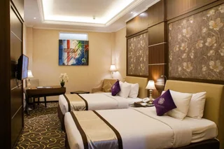 Суракарта: Adhiwangsa Hotel & Convention Hall