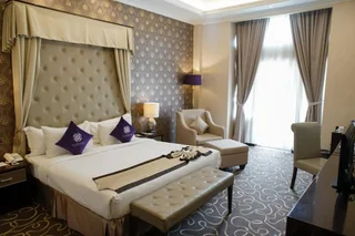 Суракарта: Adhiwangsa Hotel & Convention Hall