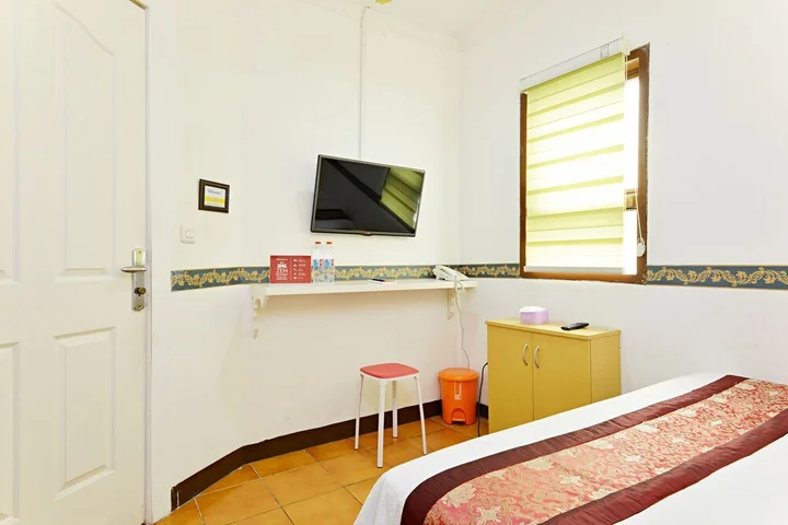 Бандунг: ZEN Rooms Basic Surya Sumantri Pasteur